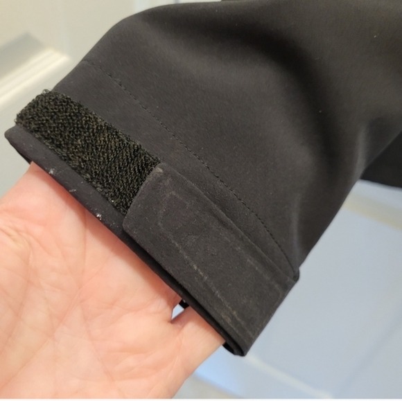 PATAGONIA WOMENS ADZE SOFTSHELL FRONT ZIP JACKET FLEECEBACKED BLACK - Picture 9 of 12